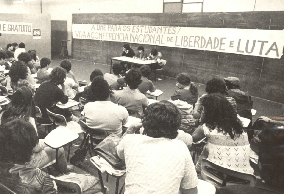 Libelu: uma paixão revolucionária
