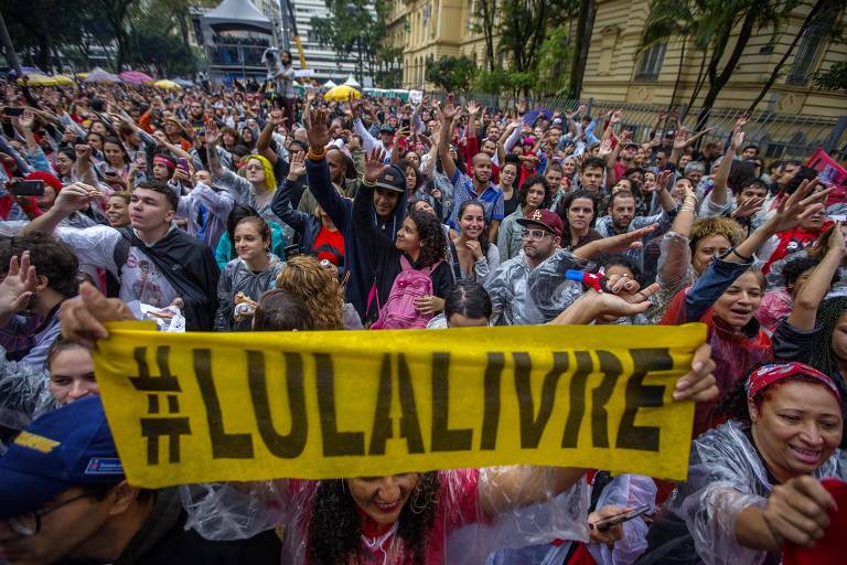Manifesto internacional reúne 400 lideranças em defesa da anulação dos processos de Lula