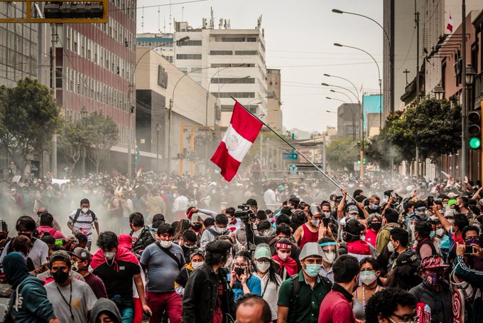 Manifestações no Peru sinalizam um 2021 de levantes populares na América do Sul