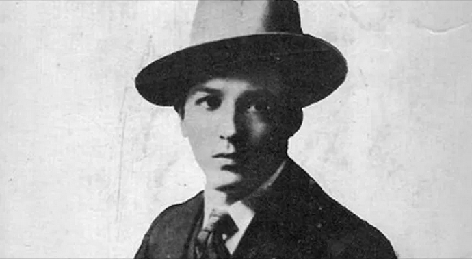 Astrojildo e a Revolução Russa de 1917: lições para as lutas sociais no Brasil