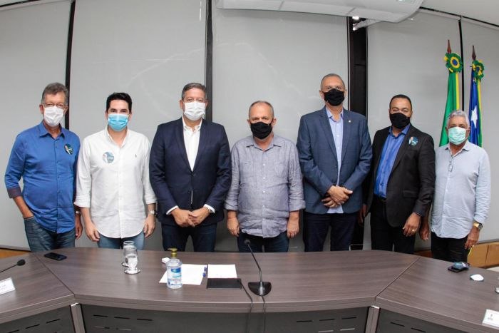 Impeachment já, vacinação para todos e renda básica nos municípios sergipanos