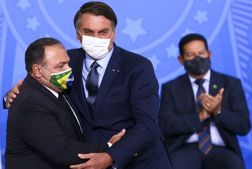 Qual é o custo-Brasil com os militares no poder?