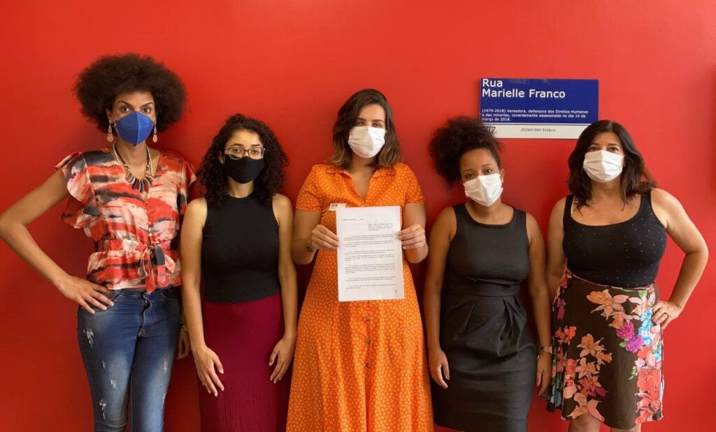Bancada Feminista do PSOL pede interrupção de recesso na Câmara de SP para votação de auxílio emergencial