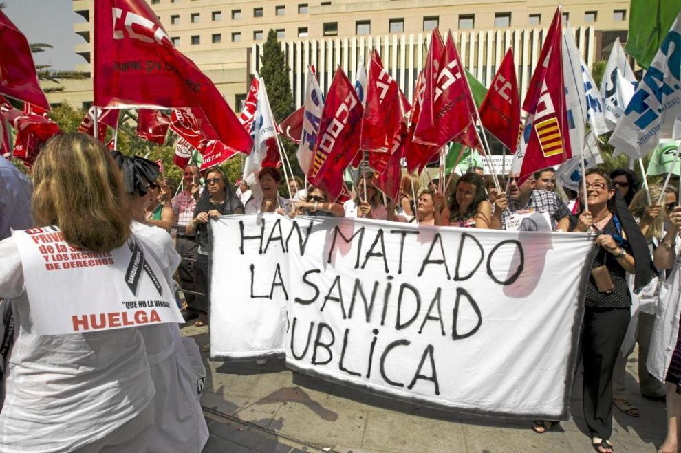 Reforma administrativa no Estado Espanhol privatizou a saúde
