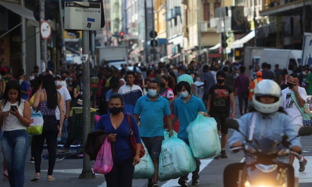 Brasil: Por un lockdown nacional, con garantía de ingresos de emergencia y vacuna para todos