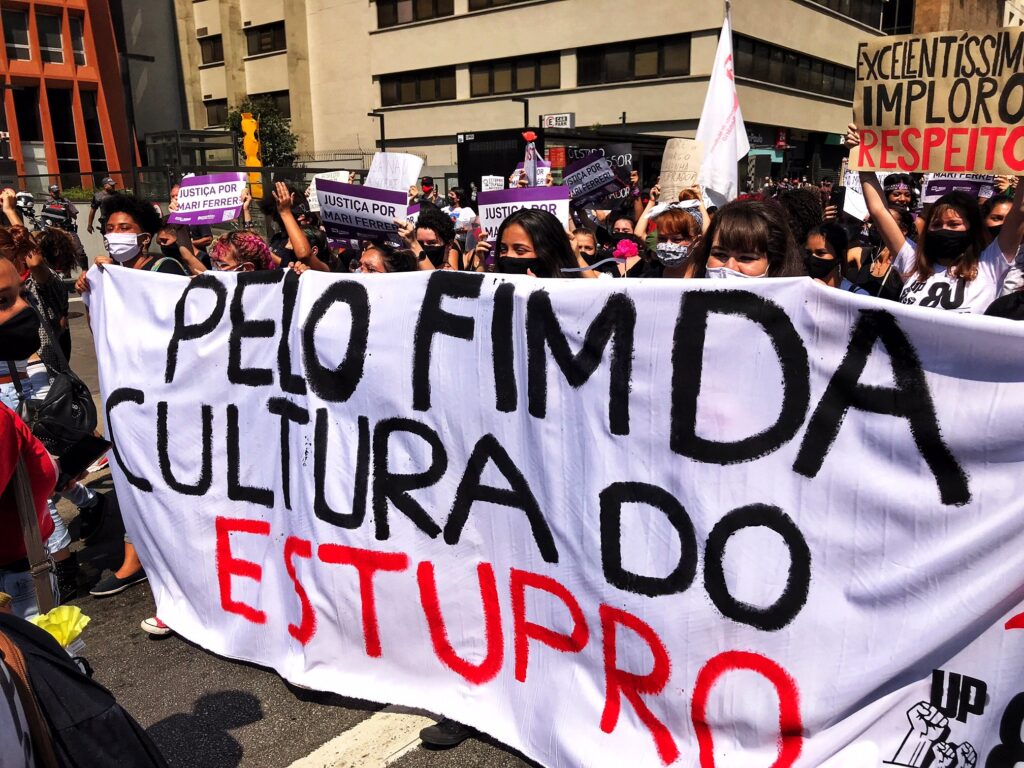 Mais um ataque contra as mulheres: abaixo o PL 5435/2020