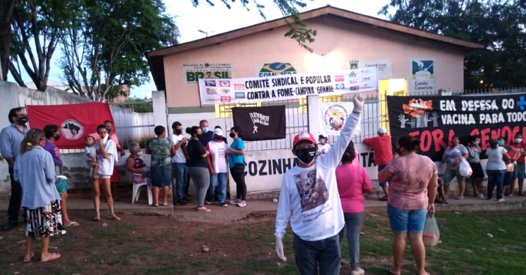 Movimentos sociais ocupam e reabrem cozinha comunitária em Campina Grande