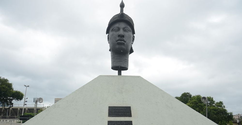 (Re)existência Afro: (des)perspectivas para um futuro anticapitalista