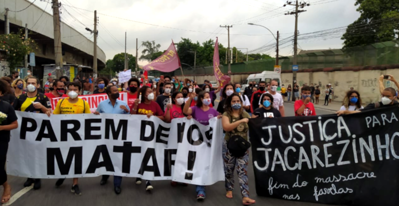 Jacarezinho amanhece com protesto. Moradores convocam para novo ato nesta sexta às 17h