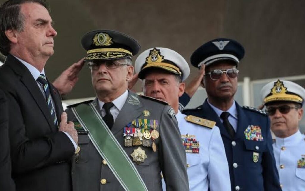 Fora milícia, polícia e forças armadas da política!