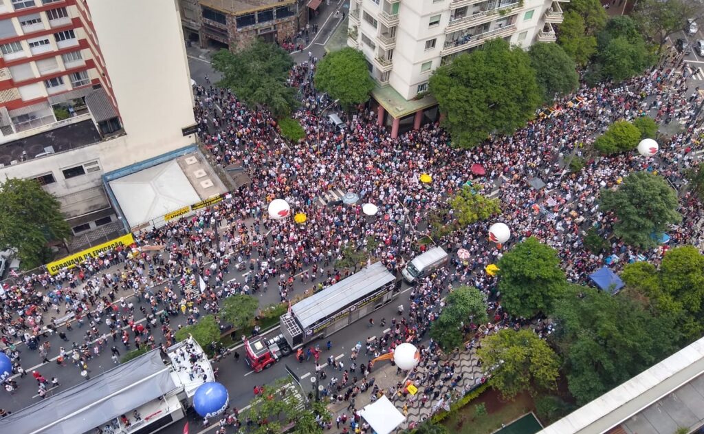 Em São Paulo, servidores estaduais e municipais ocupam as ruas nesta quarta, 13, para barrar ataques