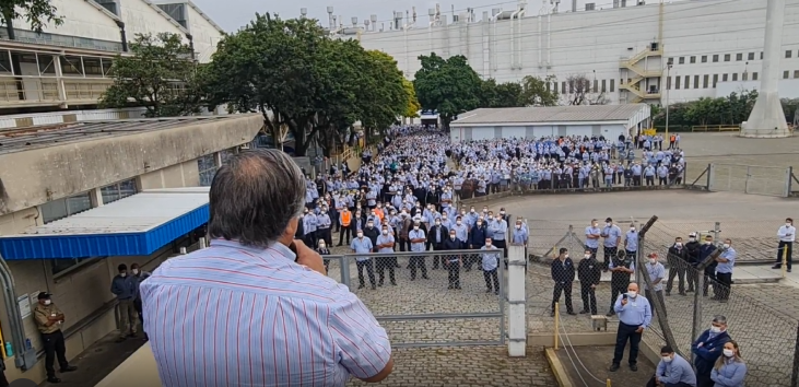 Greve da GM: em volta de feriado, proposta é rejeitada e greve continua