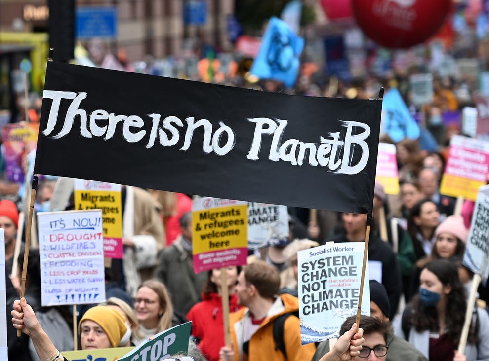 Faixa em protesto: There is no Planet B