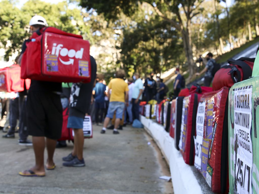 Para mudar o país, é preciso revogar a reforma trabalhista, enfrentando o andar de cima