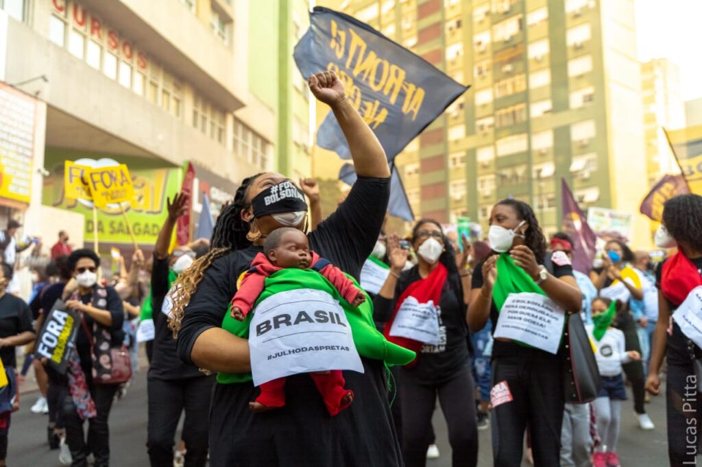 8M contra a extrema direita: As mulheres negras vão derrubar Bolsonaro!