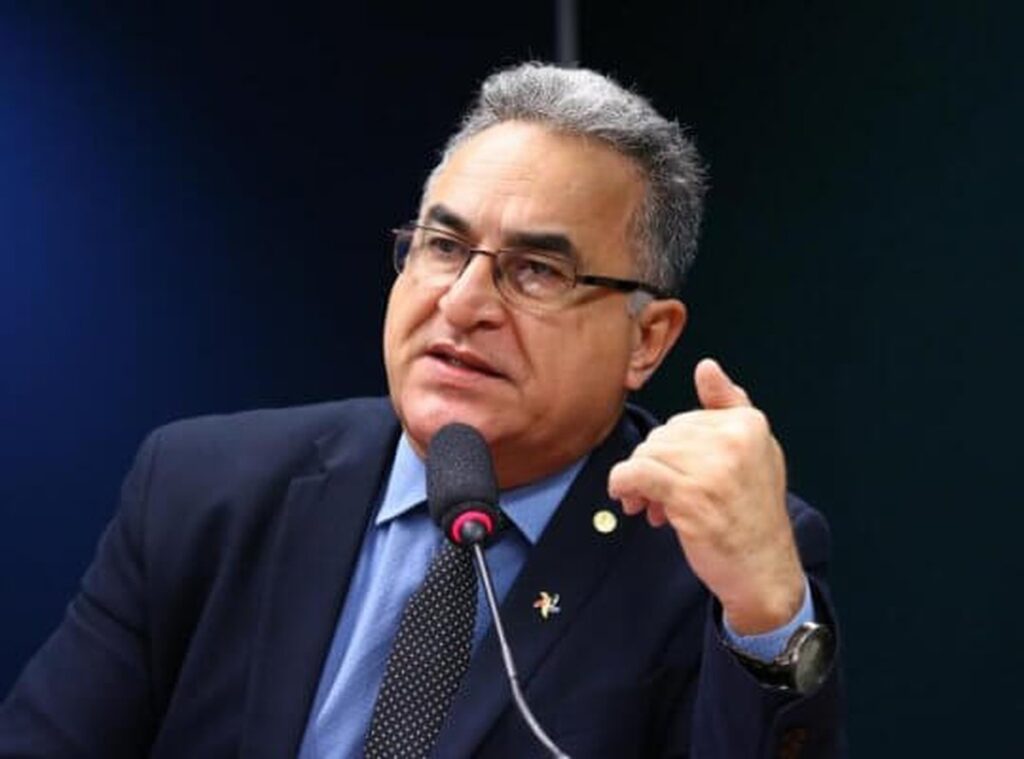Veta o aumento da passagem, Edmilson!