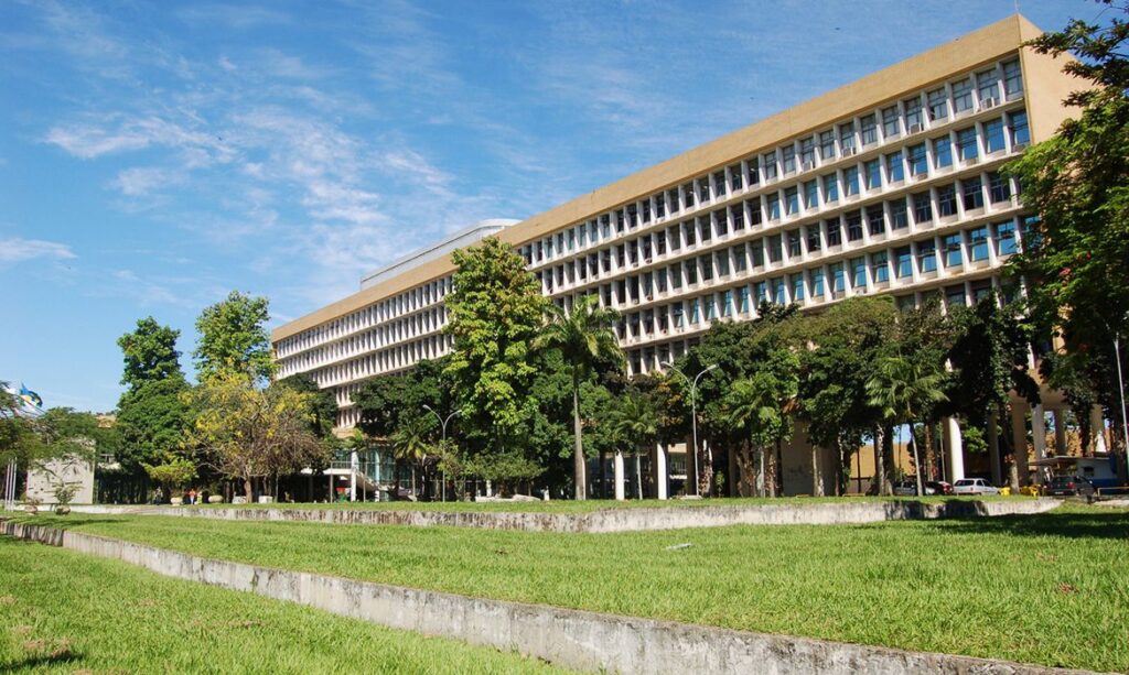 Projeto de cobrança de mensalidade nas universidades pode ser votado hoje na CCJ da Câmara