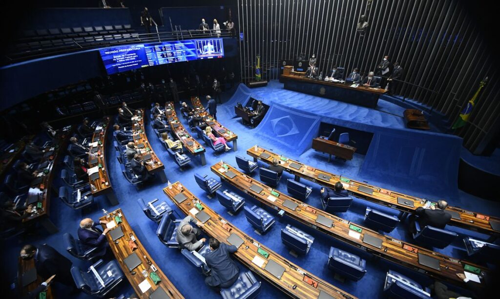 Bolsonaro poderá ter que lidar com mais uma CPI. Confira a lista de quem assinou o pedido