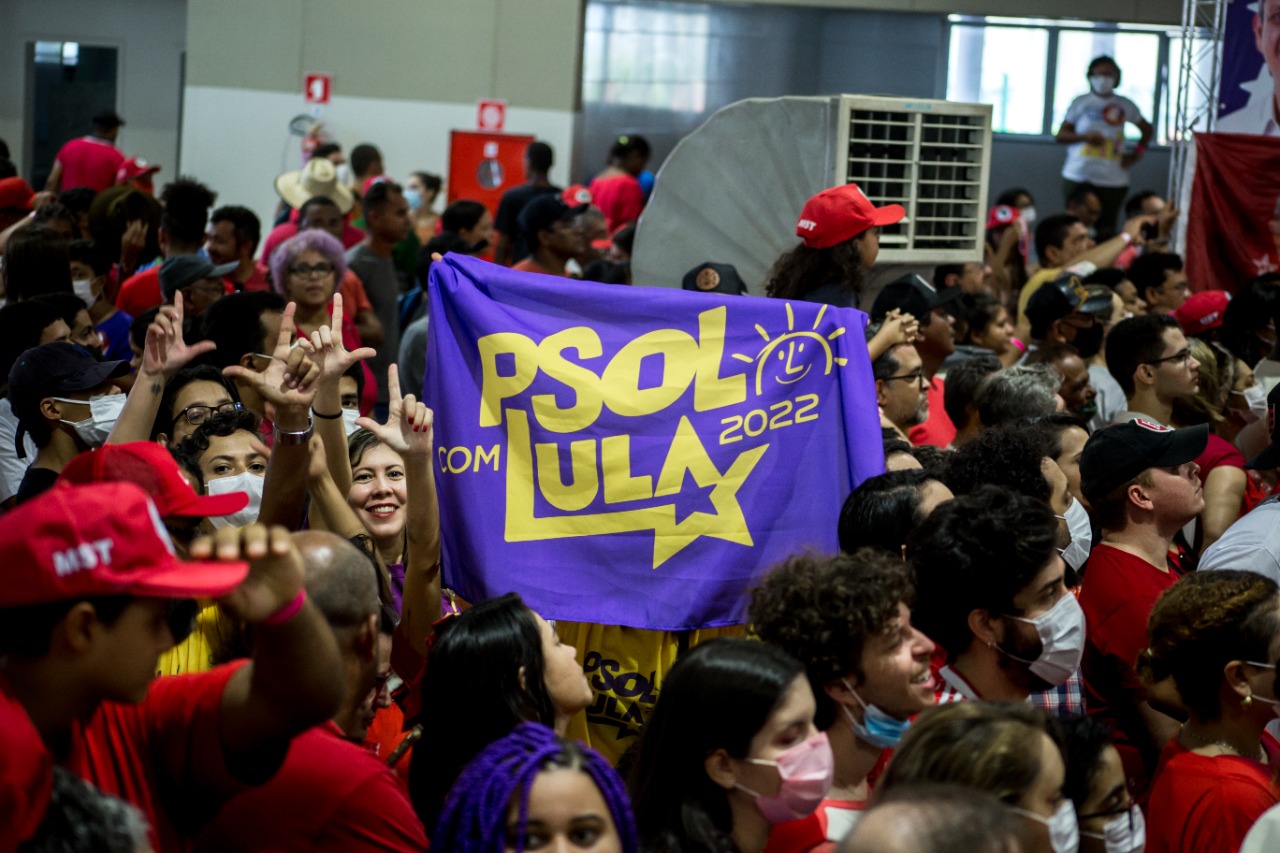 PSOL com Lula bandeira