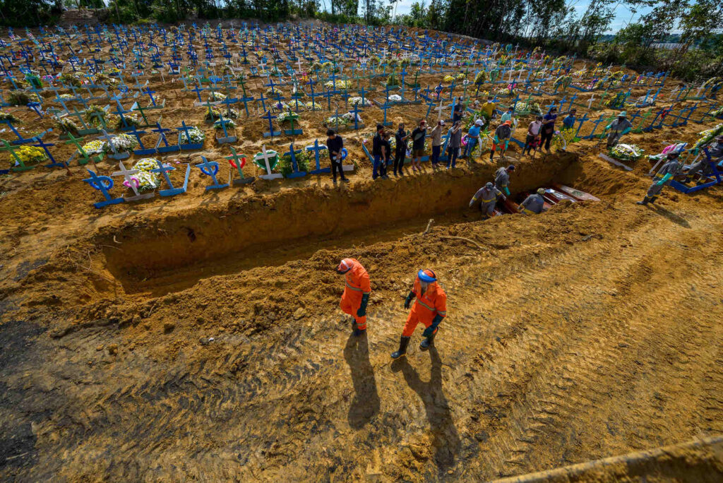 Nosso 2 de novembro: homenagem aos 688 mil mortos na COVID-19