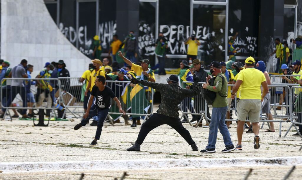 Não nos enganemos: ação bolsonarista foi bem-sucedida