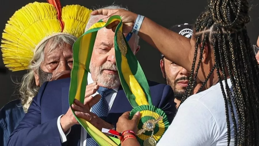 A representação da mulher negra na posse do LULA