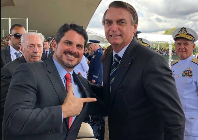 Senador Marcos Do Val relata ter sido convidado por Daniel Silveira e  Bolsonaro a participar de conspiração golpista