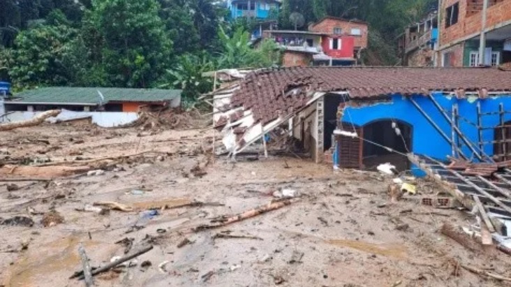 Desastre no litoral de São Paulo