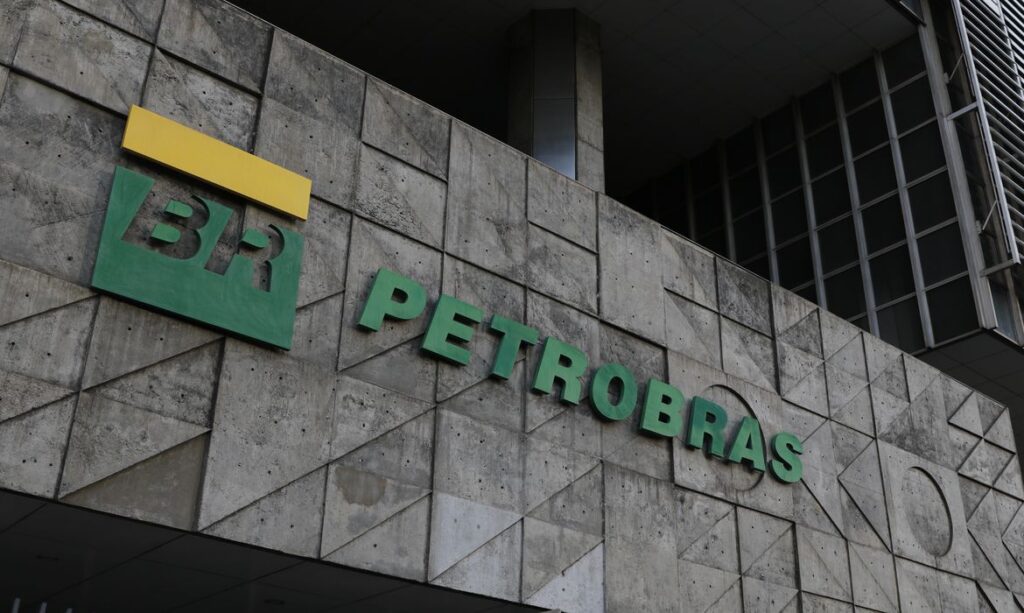 FNP aponta suspeitas e pede investigação rigorosa em 7 anos de contratos da Petrobrás