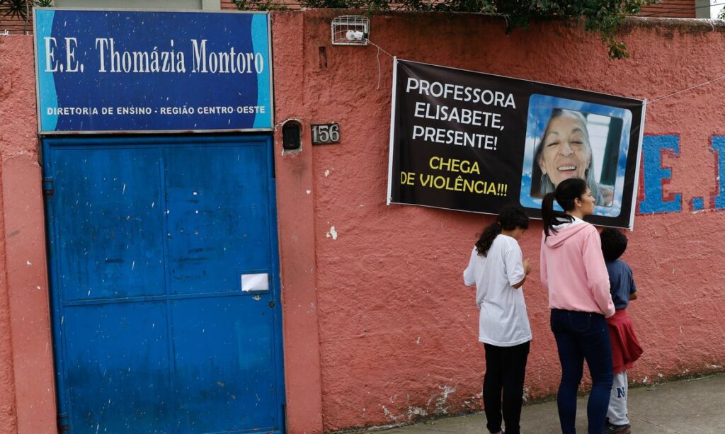 26 de Abril: É preciso enfrentar a onda de violência contra as escolas construindo uma forte Greve Nacional da Educação