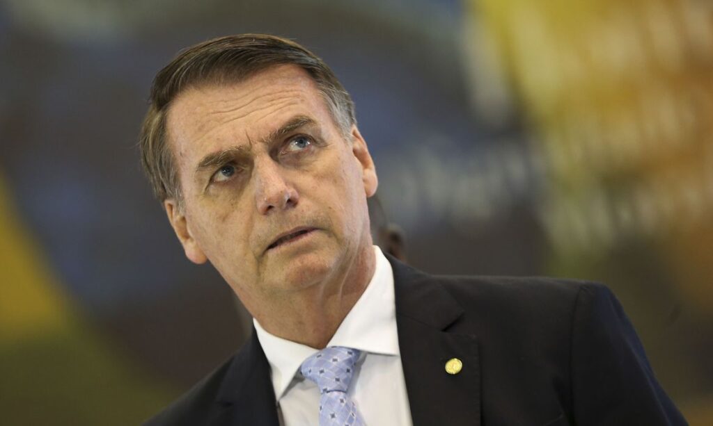 Avança processo para tornar Bolsonaro inelegível