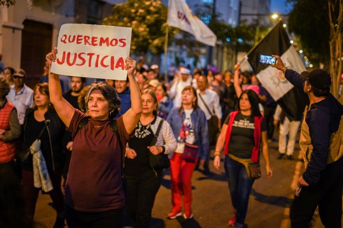 Peru: 10 consecutive days of protests against an illegitimate and murderous government.