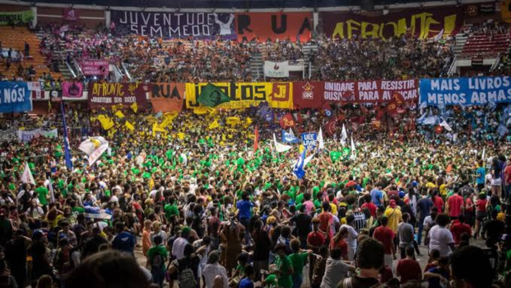 Sonhar exige luta: Afronte! vai ao 59º Conune lutar pelas cotas trans nas universidades