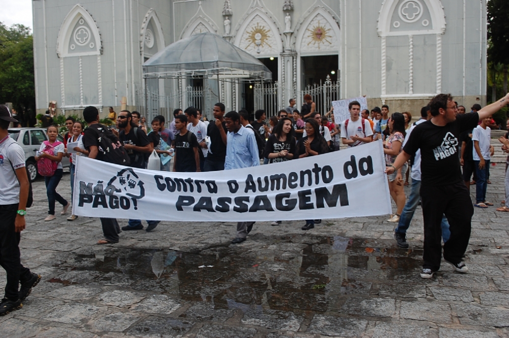 10 anos do “Acorda Aracaju”: memórias e reflexões acerca das “jornadas de junho”