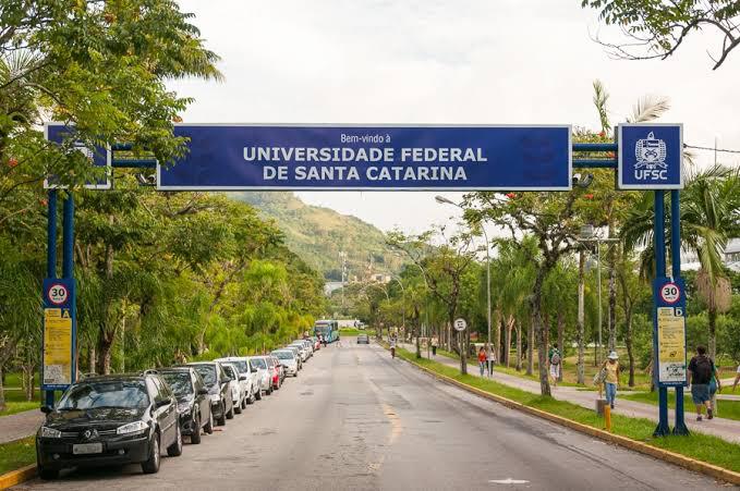 A 017 tá em disputa, você sabe o que isso significa para os estudantes da UFSC?