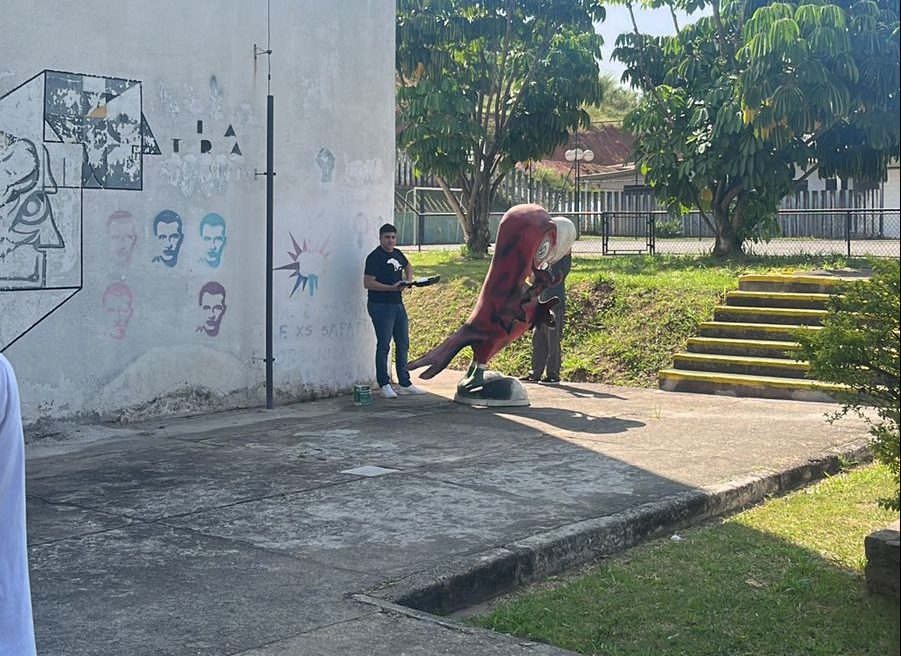 Influencer Bolsonarista invade o Campus Osasco da Unifesp