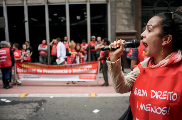 Camila Lisboa “O que realmente me motivou a participar das ações contra as privatizações no dia 3 de outubro?”