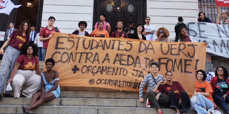 A UERJ RESISTE: Estudantes em luta histórica, ocupam toda a universidade, e exigem a revogação da AEDA 038/24