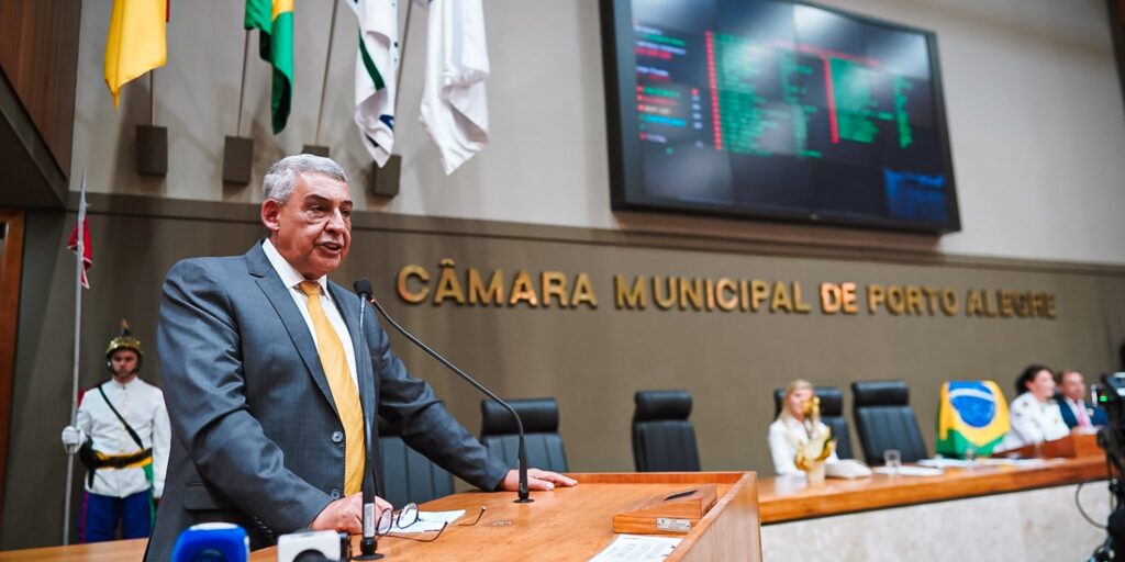 Sebastião Melo completa sua adesão a extrema-direita e dissimula defender a liberdade de expressão