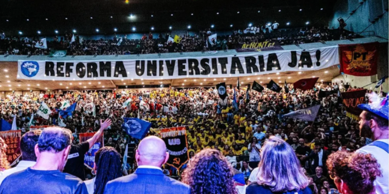 Unidade é a bandeira da esperança: UNE aprova resolução chamando a unidade para enfrentar a extrema direita no 16° CONEB