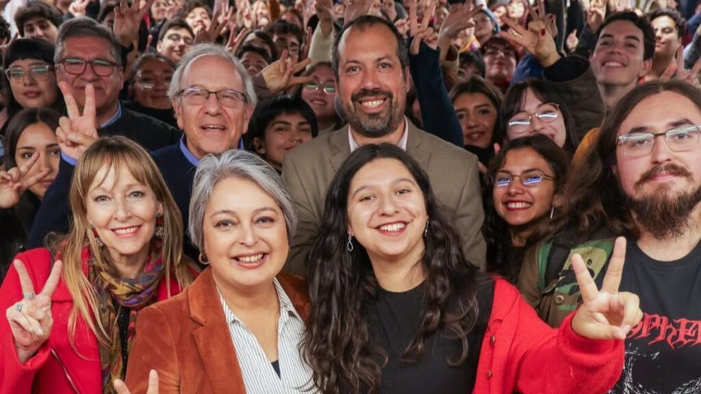 Militante comunista encabeçará chapa da esquerda para a Presidência do Chile