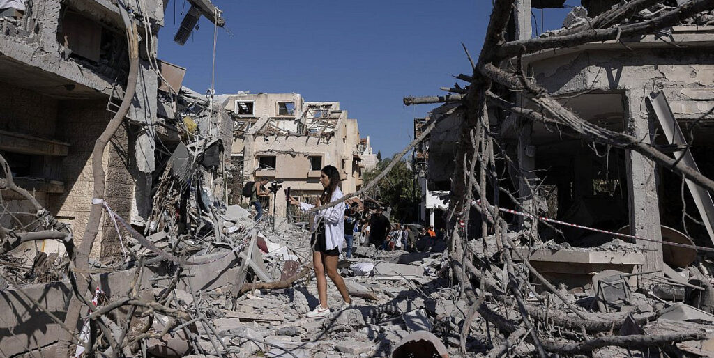 A maior ameaça de Israel não é o Irã ou o Hamas, mas sua própria arrogância