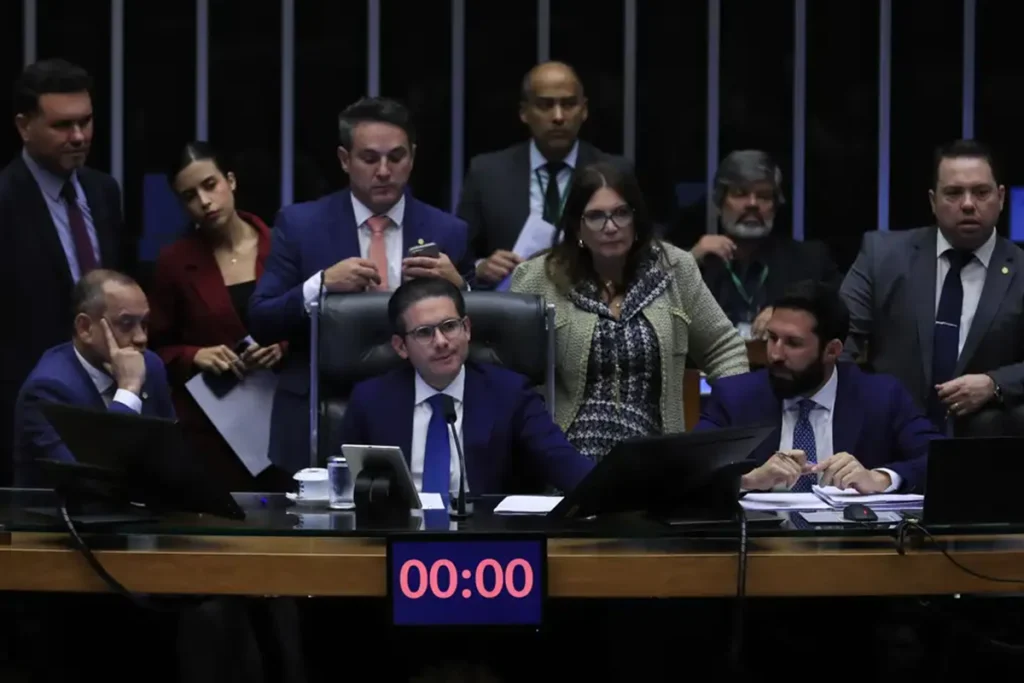 O Congresso das hienas