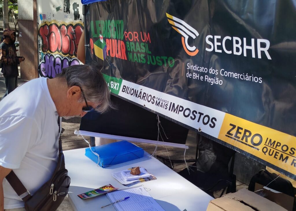 100 anos de luta: Sindicato dos Comerciários de BH celebra aniversário e segue mobilizado no Plebiscito Popular