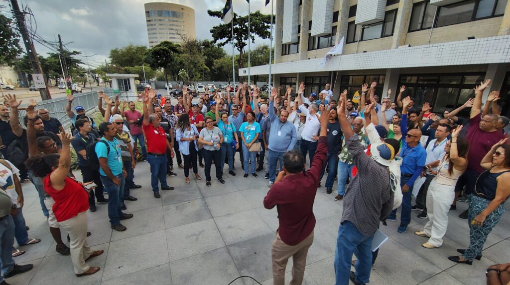 Pernambuco: greve dos trabalhadores da COMPESA termina, mas a luta contra a privatização continua