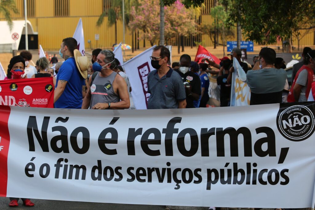 Reforma Administrativa esconde ataque à paridade entre os ativos e os aposentados