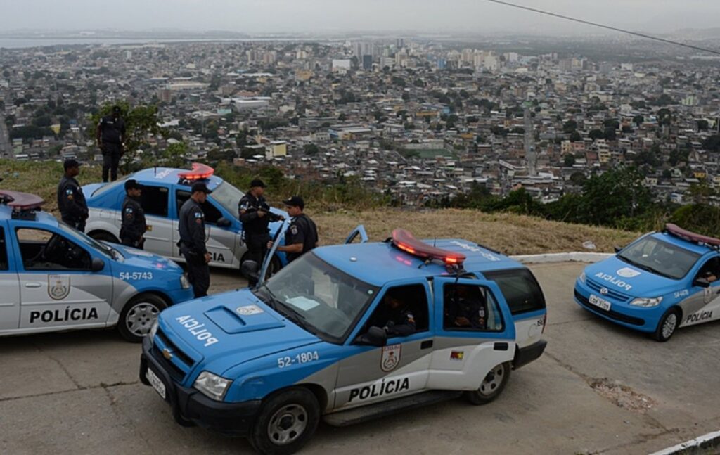 Polícia para quem precisa