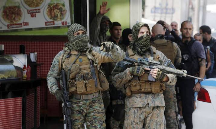 Chacinas policiais socialmente normalizadas como forma de administrar politicamente uma população descartável para o capitalismo em crise estrutural