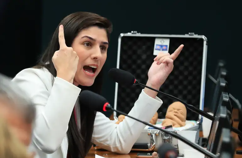 Algo muda no direito ao aborto legal no Brasil a partir do PDL 3/2025?