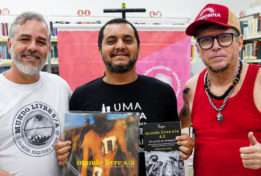 40 anos de carreira do mundo livre s/a rendem homenagens